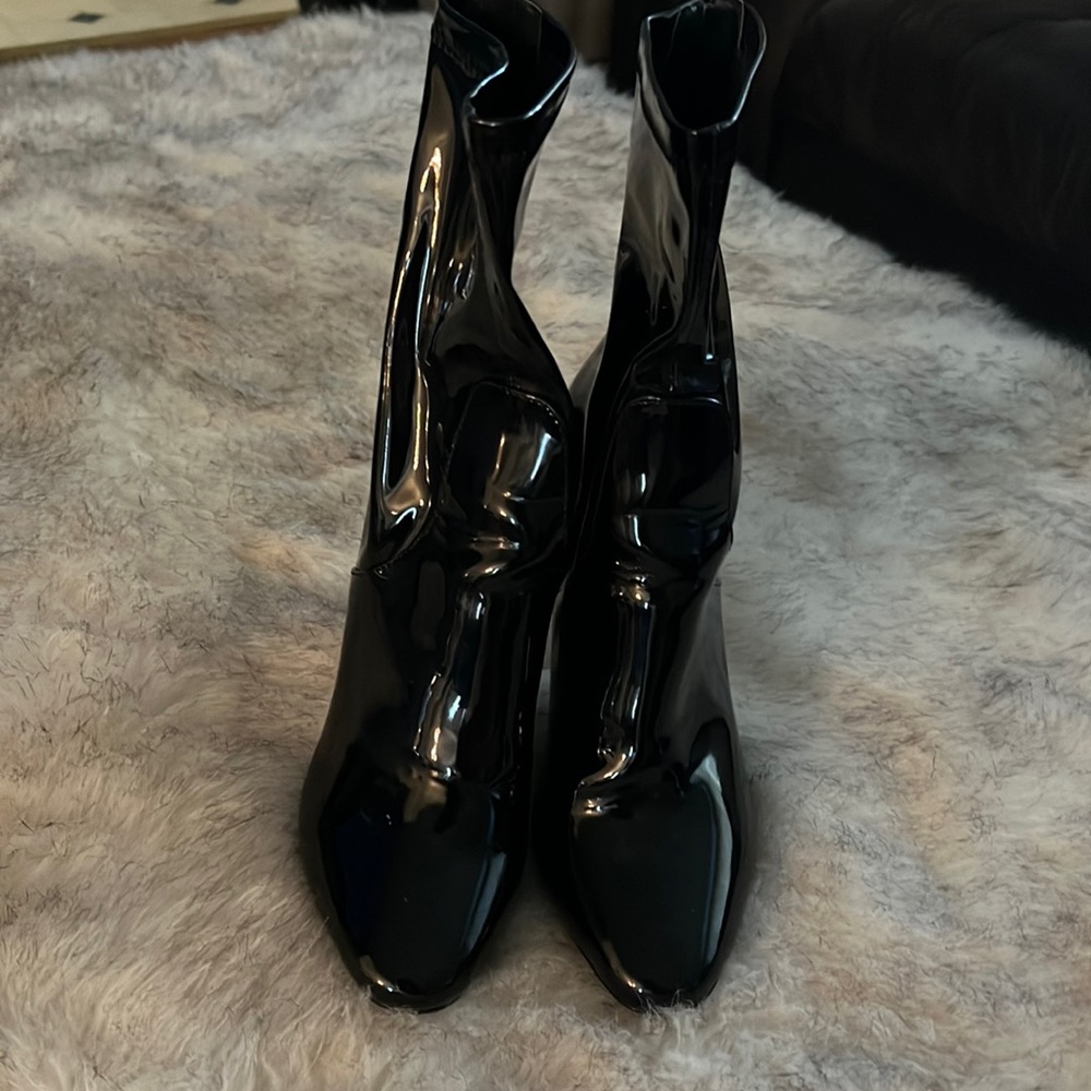 Patent leather zip up boots
